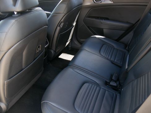 Used 2024 Kia Sportage SX FWD image 13