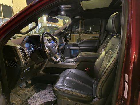 Used 2019 Ford F150 Platinum w/ Equipment Group 701A Luxury image 7