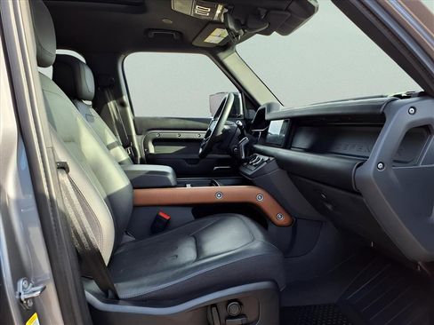 Used 2020 Land Rover Defender 110 X image 15