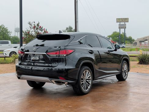 Used 2022 Lexus RX 350 AWD w/ Luxury Package image 2