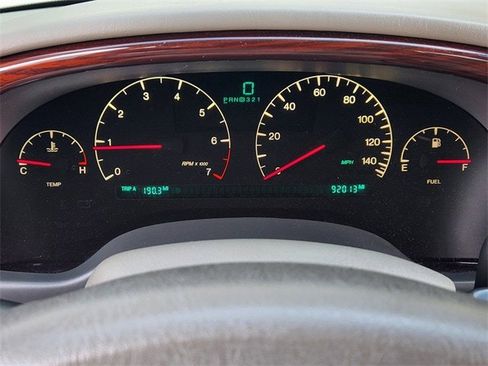 Used 2005 Cadillac De Ville DHS w/ Equipment Group image 13