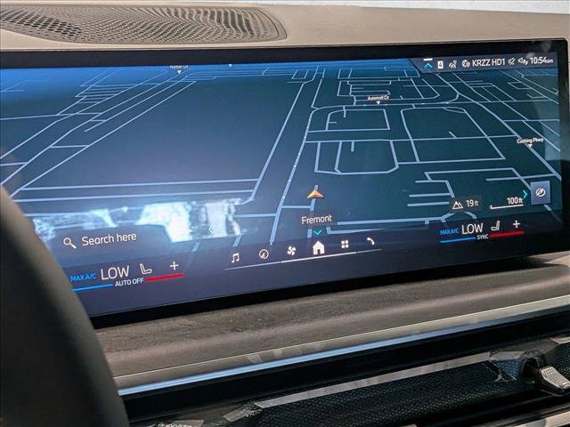Used 2026 BMW X5 xDrive40i w/ Parking Assistance Package AWD/4WD image 14