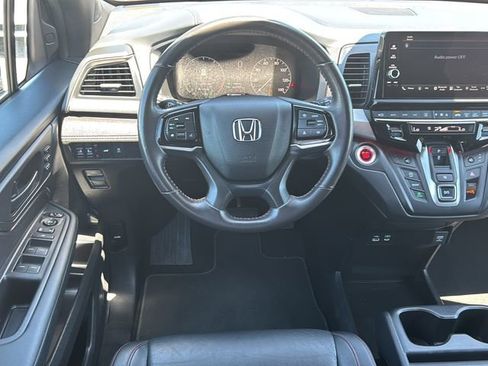 Used 2025 Honda Odyssey Sport-L image 13