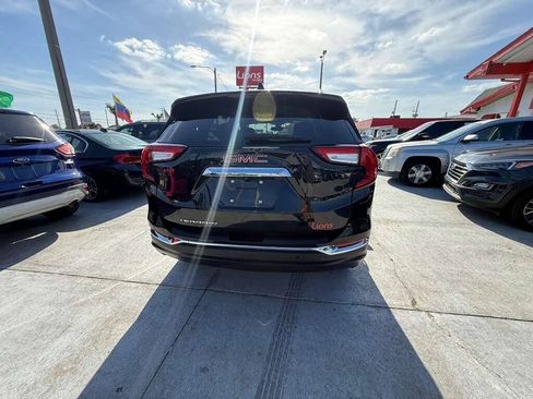 Used 2023 GMC Terrain SLT FWD image 8