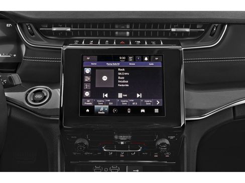 New 2025 Jeep Grand Cherokee L Altitude image 25