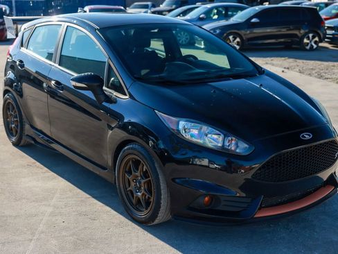 Used 2016 Ford Fiesta ST image 9