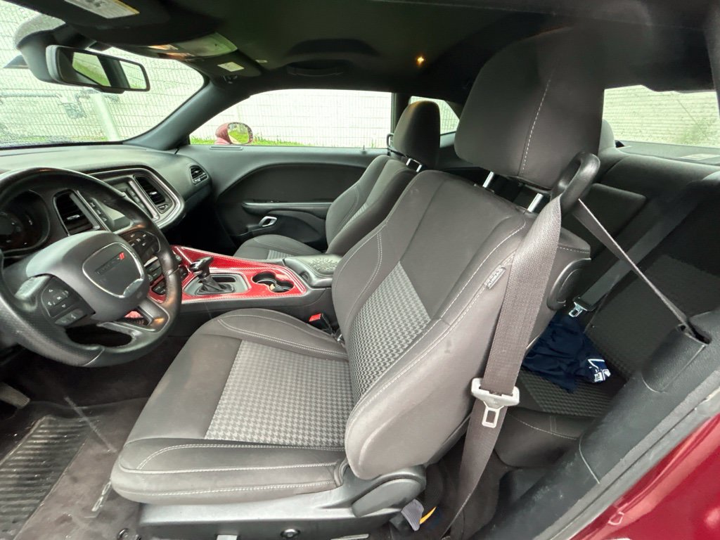 Used 2017 Dodge Challenger SXT w/ Blacktop Package RWD image 10