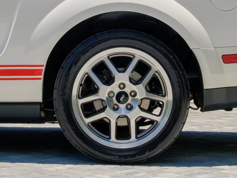 Used 2007 Ford Mustang Shelby GT500 RWD image 69