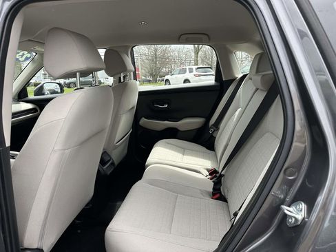 Certified 2023 Honda HR-V LX image 9