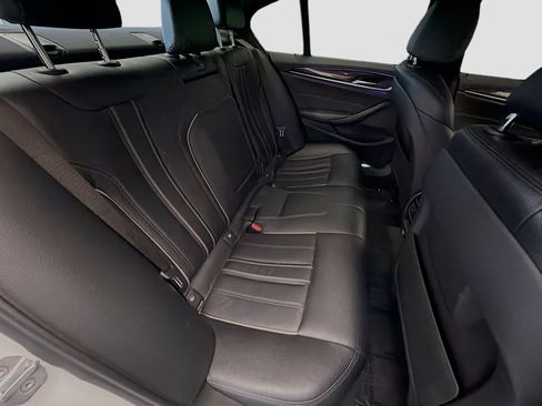 Used 2018 BMW 530e w/ M Sport Package 2 RWD image 14
