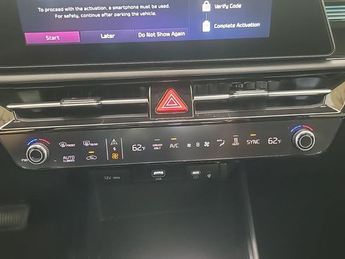 Used 2025 Kia Niro Wind w/ Wind Preserve Package FWD image 31