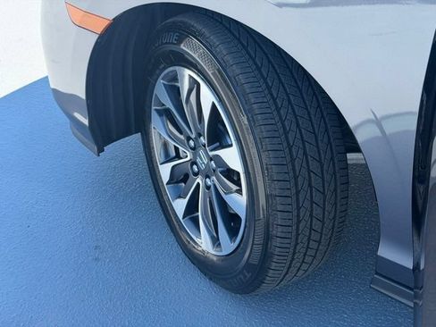 Certified 2024 Honda Odyssey EX-L image 25