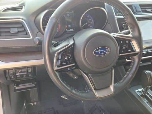 Used 2018 Subaru Outback 3.6R Touring AWD/4WD image 31