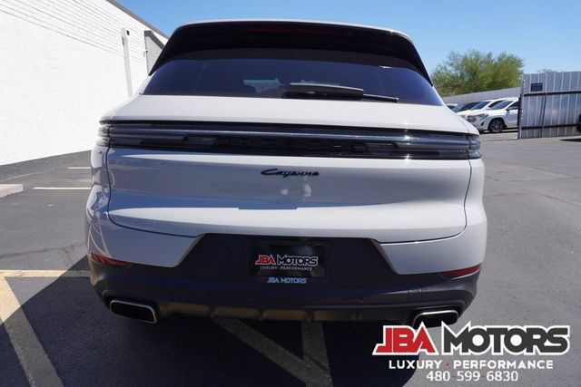 Used 2024 Porsche Cayenne AWD/4WD image 93