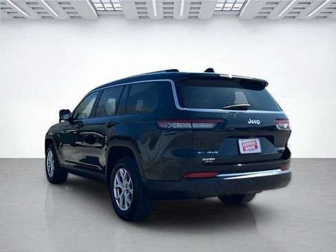 Used 2022 Jeep Grand Cherokee L Limited w/ Luxury Tech Group II image 6