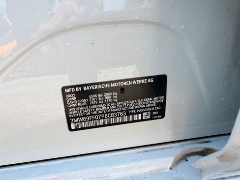 Used 2023 BMW 330i Sedan w/ Premium Package image 14