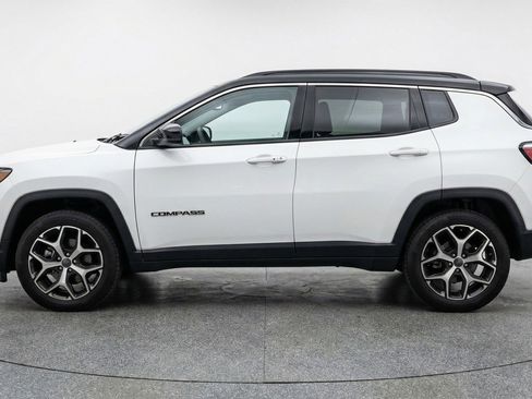 Used 2025 Jeep Compass Limited image 5