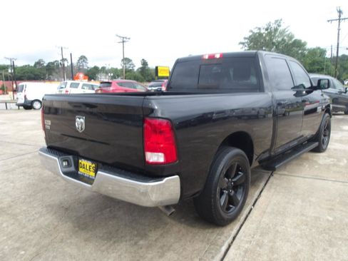 Used 2019 RAM 1500 Classic SLT RWD image 11