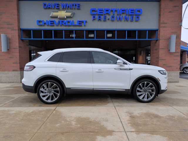 Used 2022 Lincoln Nautilus Reserve w/ Equipment Group 202A AWD/4WD image 10
