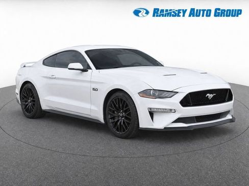 Used 2018 Ford Mustang GT Premium w/ GT Performance Package RWD image 2