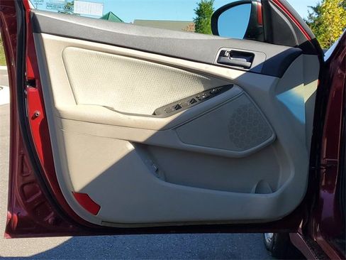 Used 2013 Kia Optima LX image 9