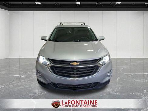 Used 2018 Chevrolet Equinox LT image 3