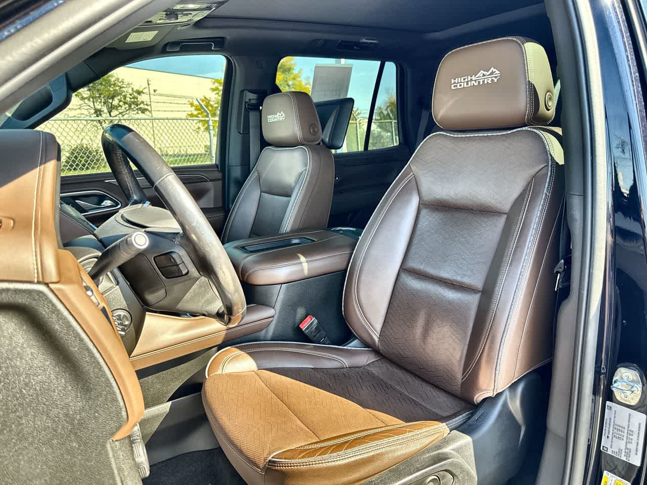 Used 2021 Chevrolet Tahoe High Country w/ Premium Package AWD/4WD image 11