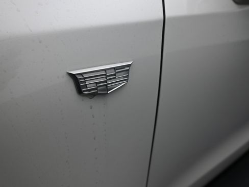 Used 2023 Cadillac XT4 Sport w/ Cold Weather Package image 11