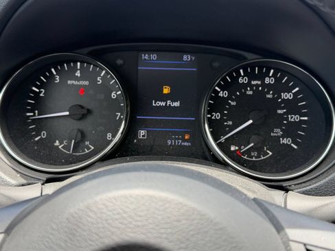 Used 2021 Nissan Rogue Sport SV w/ Technology Package FWD image 21