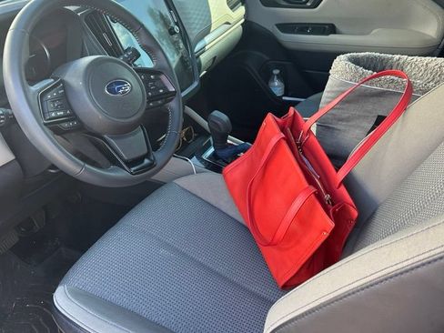 Used 2025 Subaru Forester Premium w/ Convenience Package #2 AWD/4WD image 7