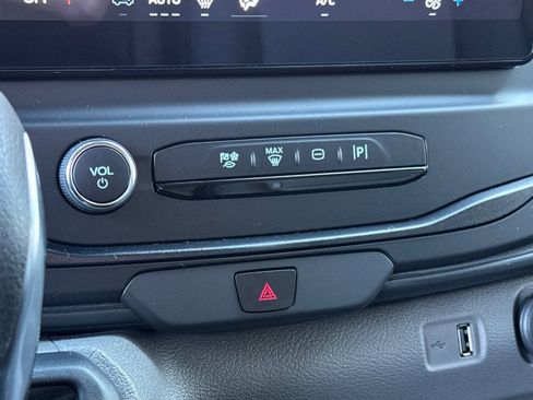 New 2026 Ford Transit 150 148 Medium Roof image 22