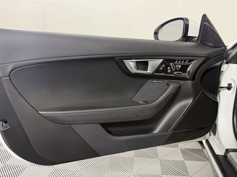 Used 2015 Jaguar F-TYPE S image 11