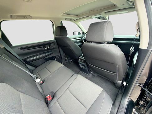 Used 2025 Honda CR-V EX image 27