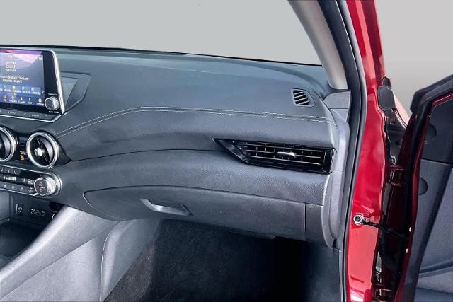 Certified 2024 Nissan Sentra SV w/ All-Weather Package FWD image 18