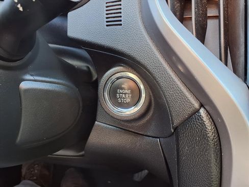 Used 2022 Subaru Ascent Limited w/ Technology Package image 12