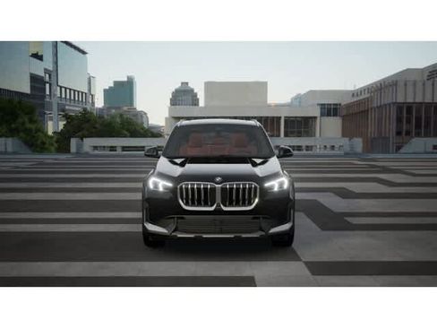 New 2026 BMW X1 xDrive28i w/ Technology Package image 3