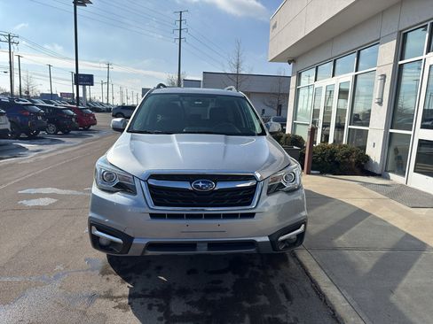 Used 2018 Subaru Forester 2.5i Touring w/ Popular Package #2 image 8