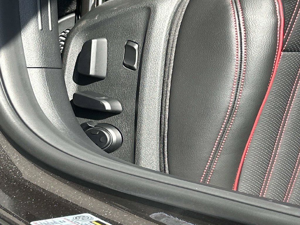 New 2026 Genesis G70 3.3T Sport Prestige AWD/4WD image 15