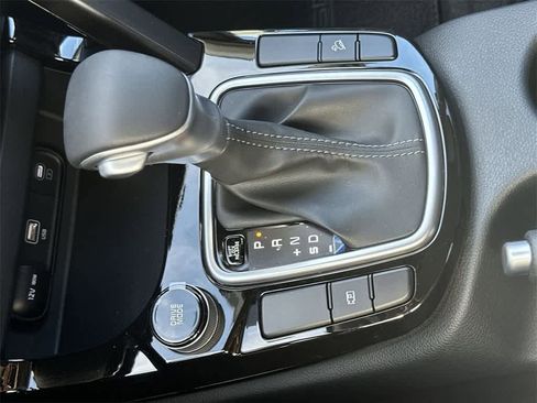 New 2026 Kia Seltos S image 21