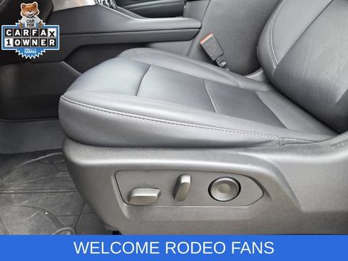 Used 2023 Chevrolet Tahoe Z71 w/ Z71 Off-Road Package AWD/4WD image 24
