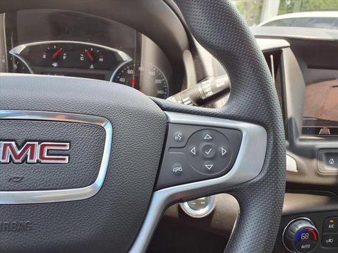 Used 2022 GMC Terrain SLE w/ Driver Convenience Package FWD image 26
