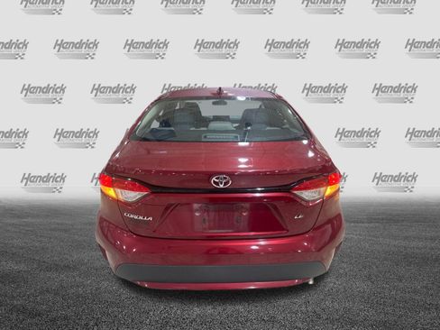Used 2022 Toyota Corolla LE FWD image 7
