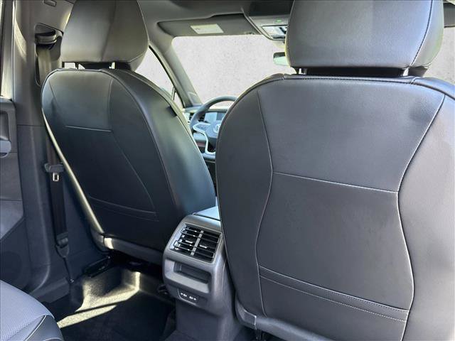 New 2026 Volkswagen Tiguan SE R-Line FWD image 23