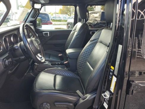 Certified 2021 Jeep Gladiator Overland AWD/4WD image 22