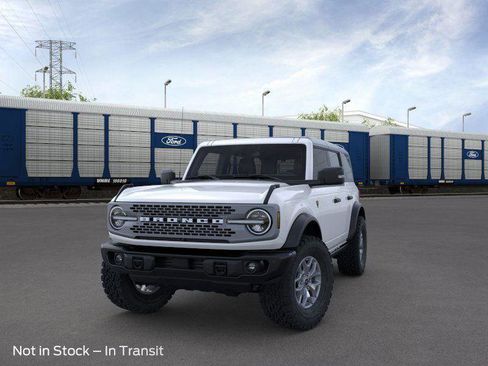 New 2025 Ford Bronco Badlands image 2