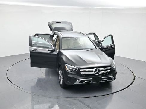 Used 2021 Mercedes-Benz GLC 300 4MATIC image 47