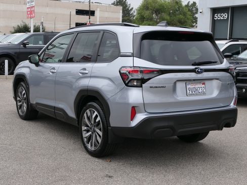 Certified 2025 Subaru Forester Touring image 3