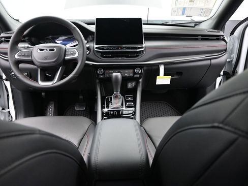 New 2026 Jeep Compass Trailhawk image 24