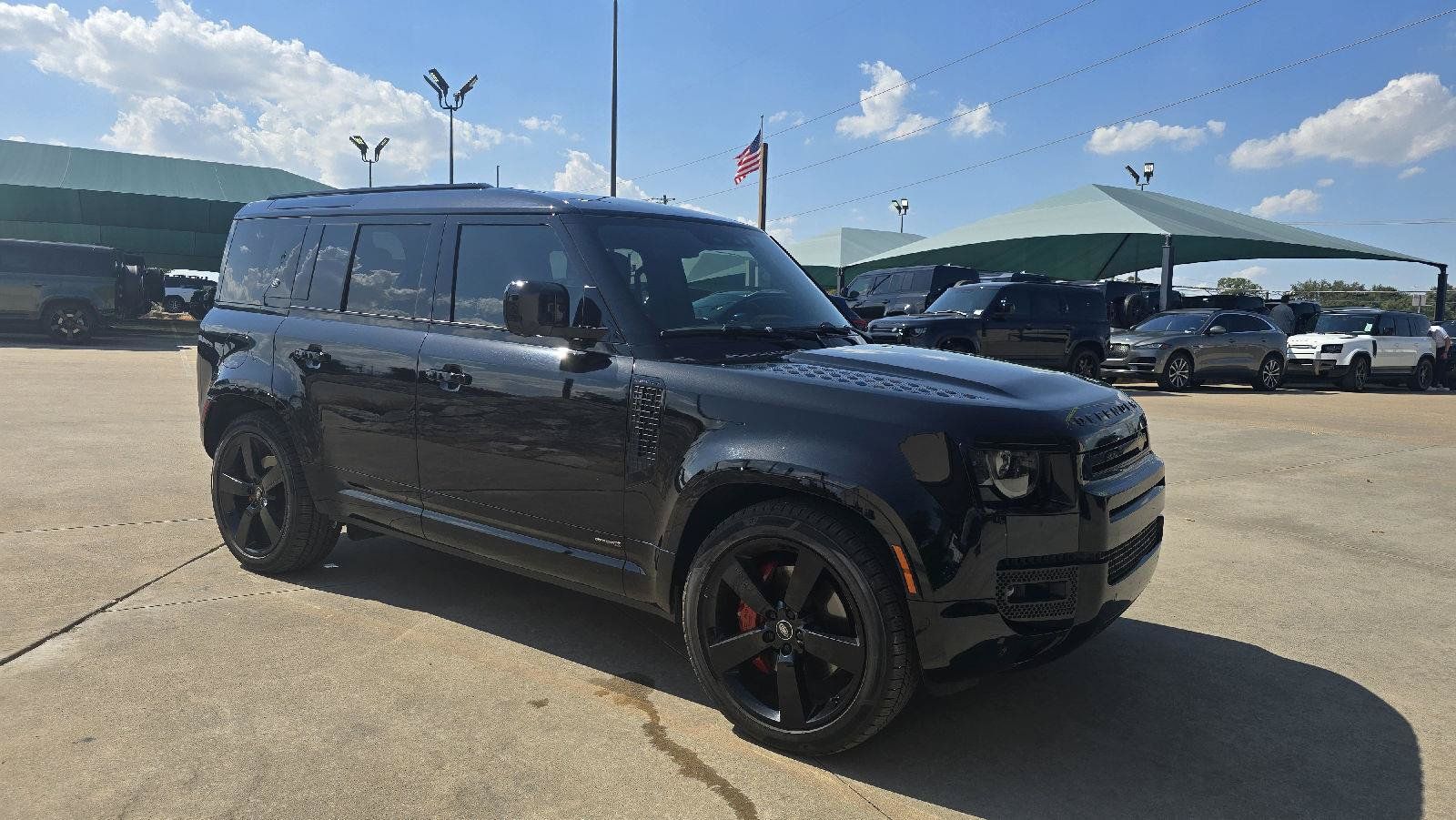 Certified 2024 Land Rover Defender 110 X AWD/4WD image 5