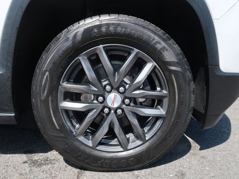 Used 2018 GMC Acadia SLT AWD/4WD image 48